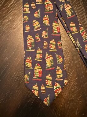 Brooks Brothers 100% Silk Sailboat Tie
